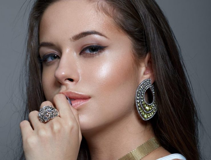 Tipy-ako-zvyraznit-crty-tvare-cover