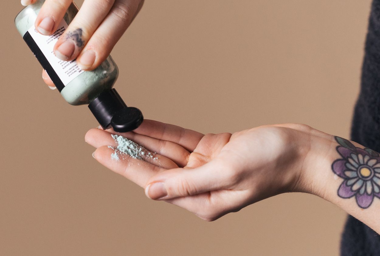 Měli byste vyzkoušet přírodnější deodorant? Měli byste vyzkoušet přírodnější deodorant?
